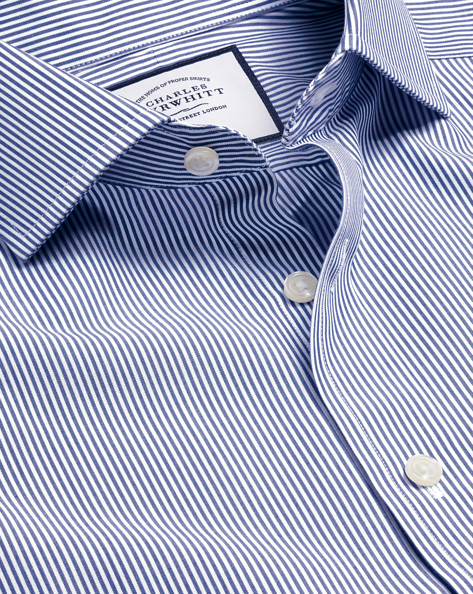 Men's Charles Tyrwhitt Cutaway Collar Non-Iron Bengal Stripe Dress Shirt - Royal Blue Single Cuff Si