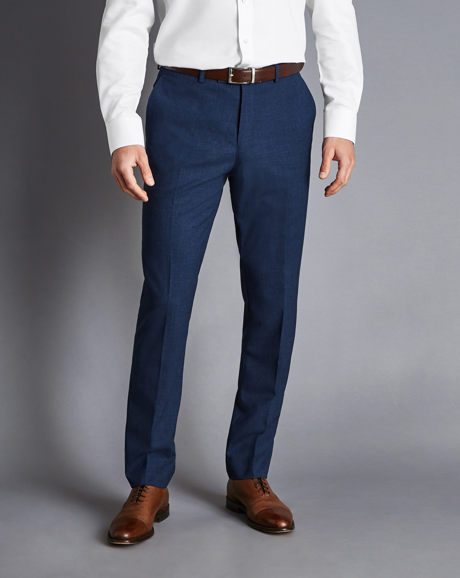 Pantalon De Costume Ultimate Performance - Acier par - Charles Tyrwhitt - Modalova