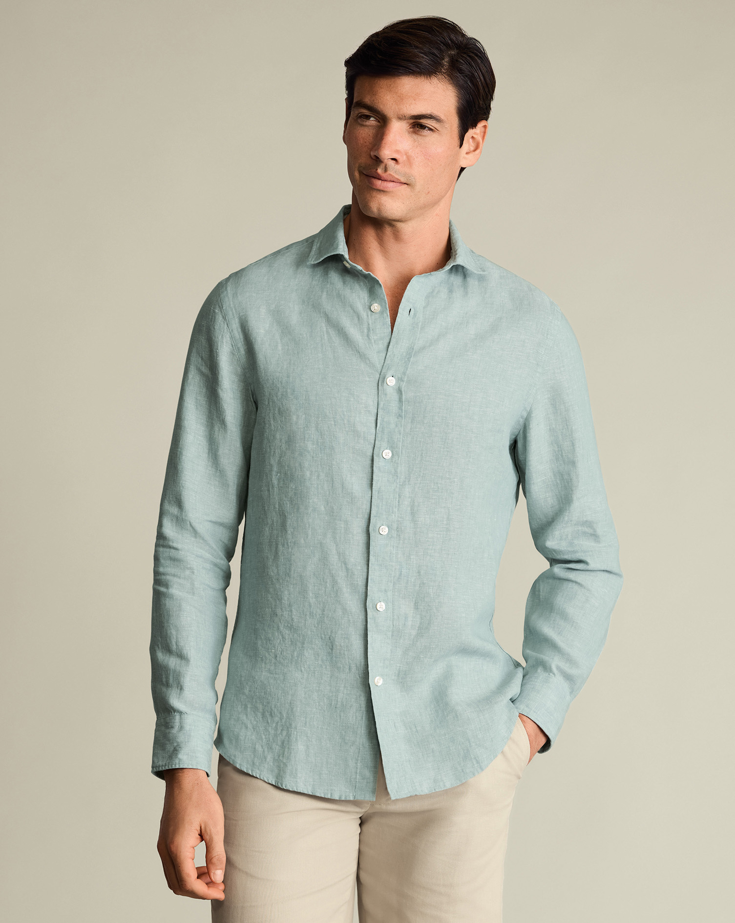 CSH0022PTG_MODEL_UNTUCKED_01.jpg