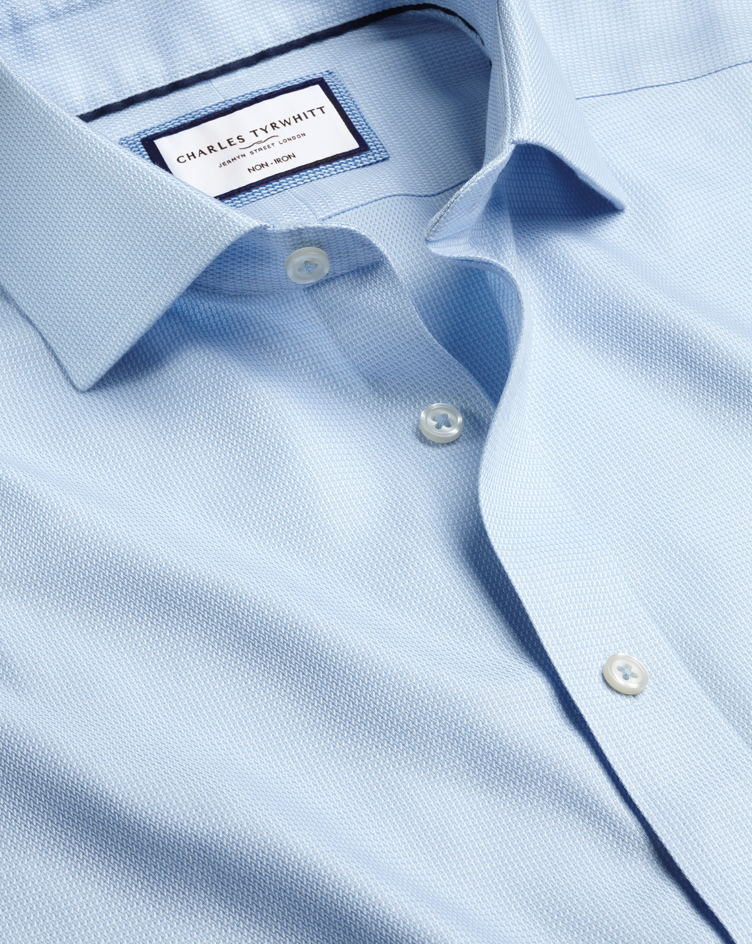 Men's Charles Tyrwhitt Cutaway Collar Non-Iron Mayfair Weave Dress Shirt - Light Blue French Cuff Si