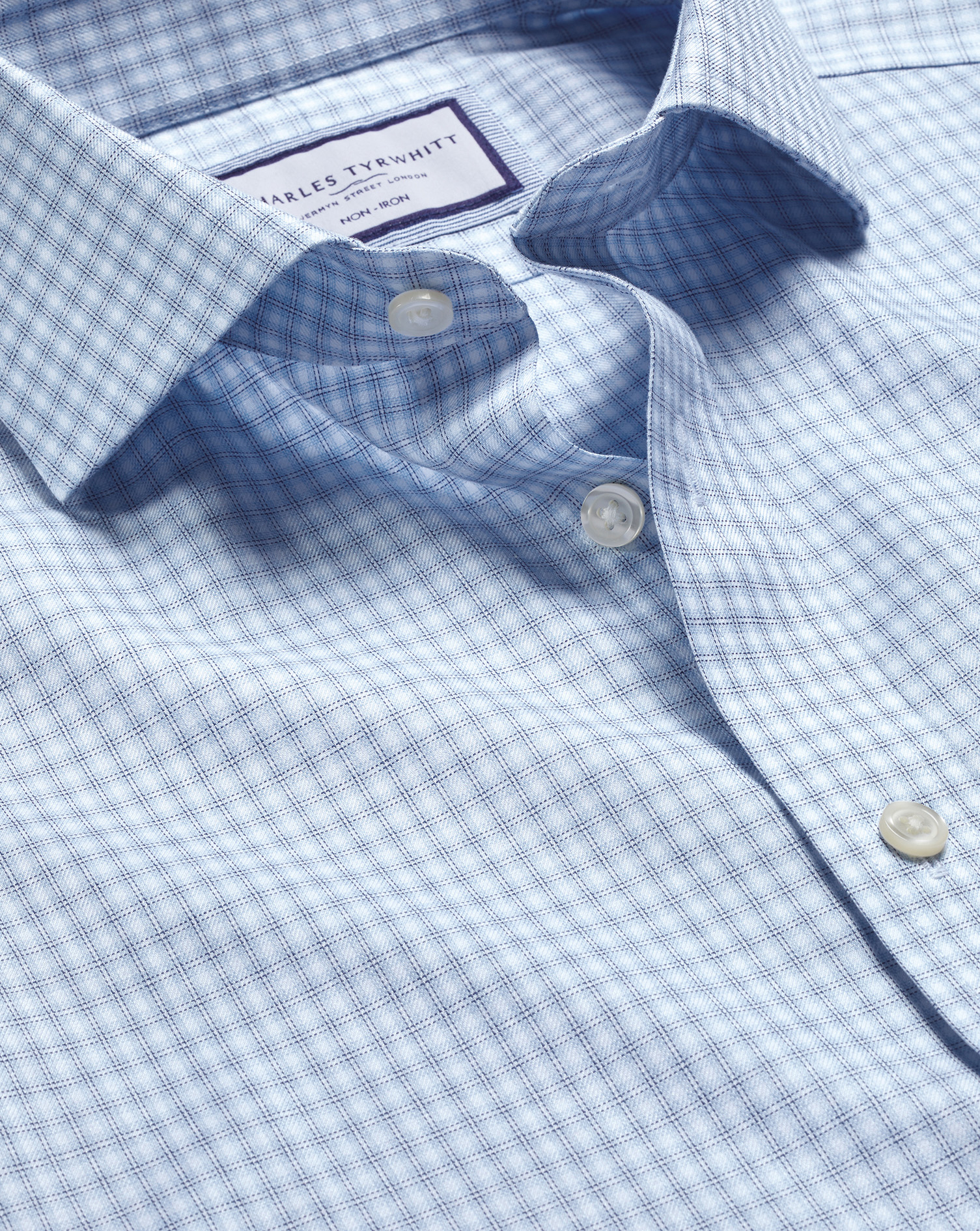 Men's Charles Tyrwhitt Cutaway Collar Non-Iron Double Check Dress Shirt - Sky Blue Single Cuff Size 