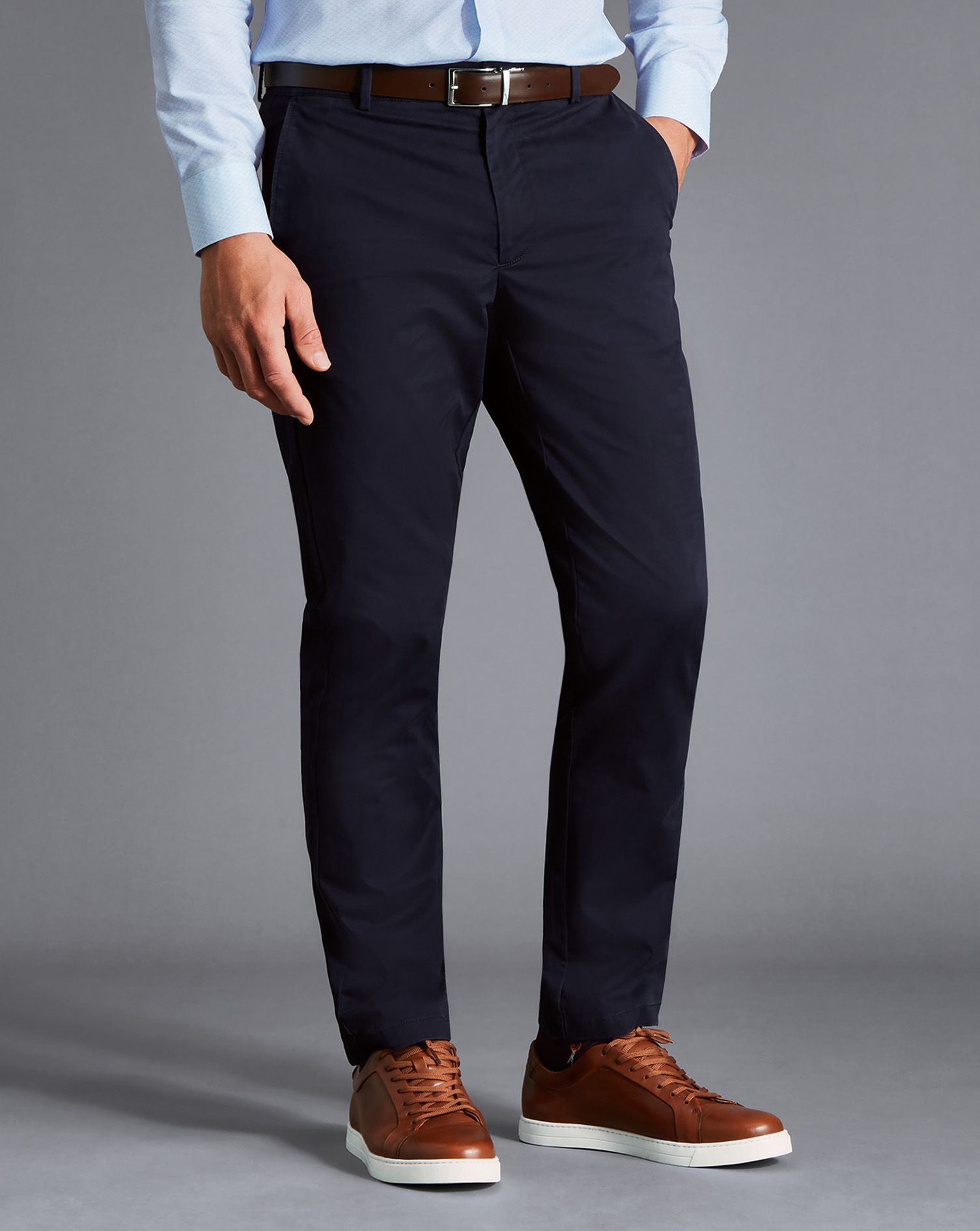 Men's Charles Tyrwhitt Lightweight Trousers - Navy Blue Size W34 L32 Cotton
