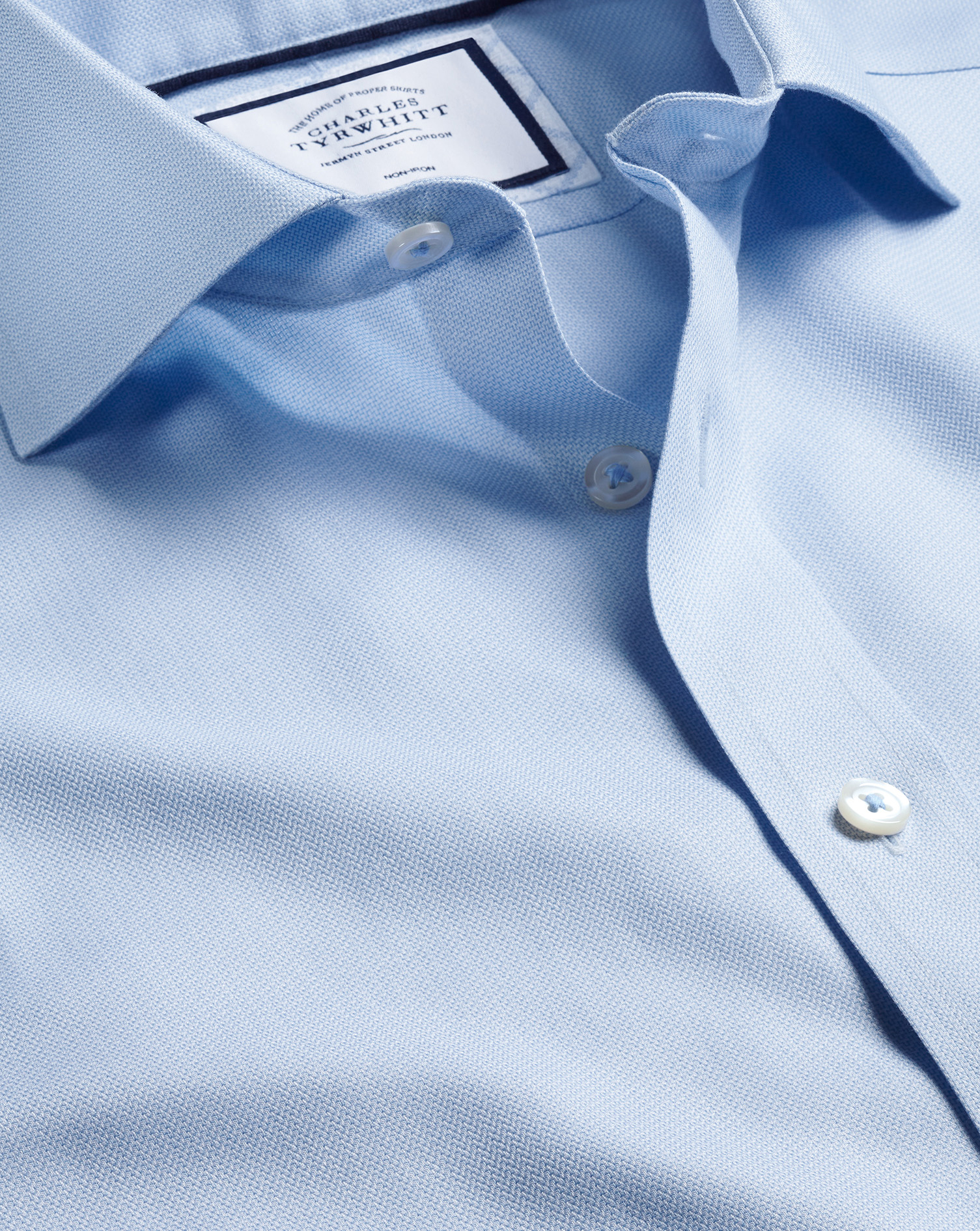 Men's Charles Tyrwhitt Cutaway Collar Non-Iron Henley Weave Dress Shirt - Sky Blue French Cuff Size 