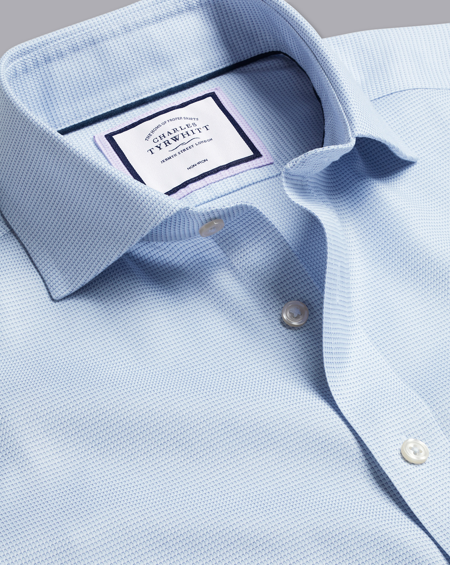 Cutaway Collar Non-Iron Cambridge Weave Cotton Dress Shirt - Light Blue French Cuff Size Medium
