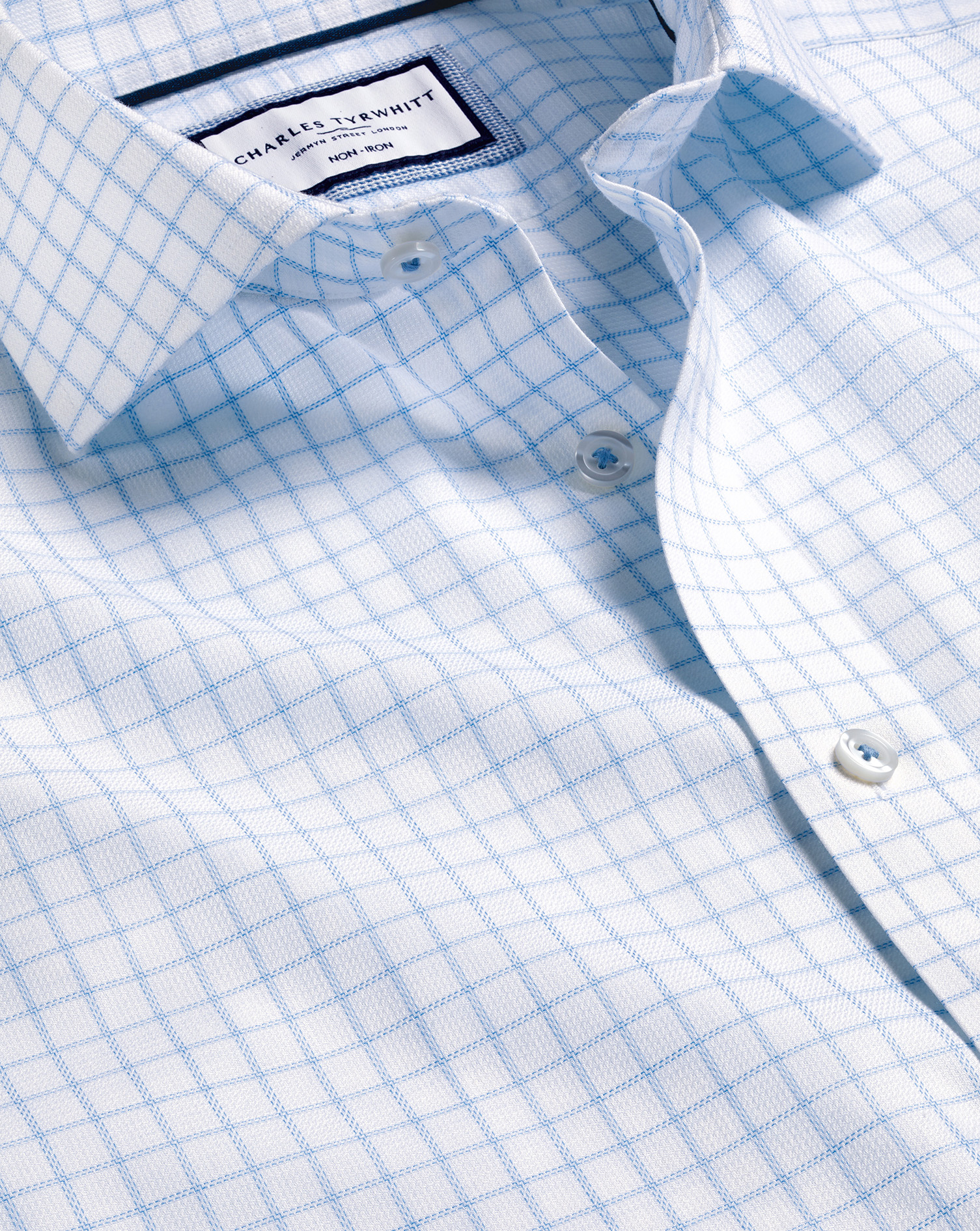 Men's Charles Tyrwhitt Cutaway Collar Non-Iron Clifton Weave Check Dress Shirt - Cornflower Blue Fre