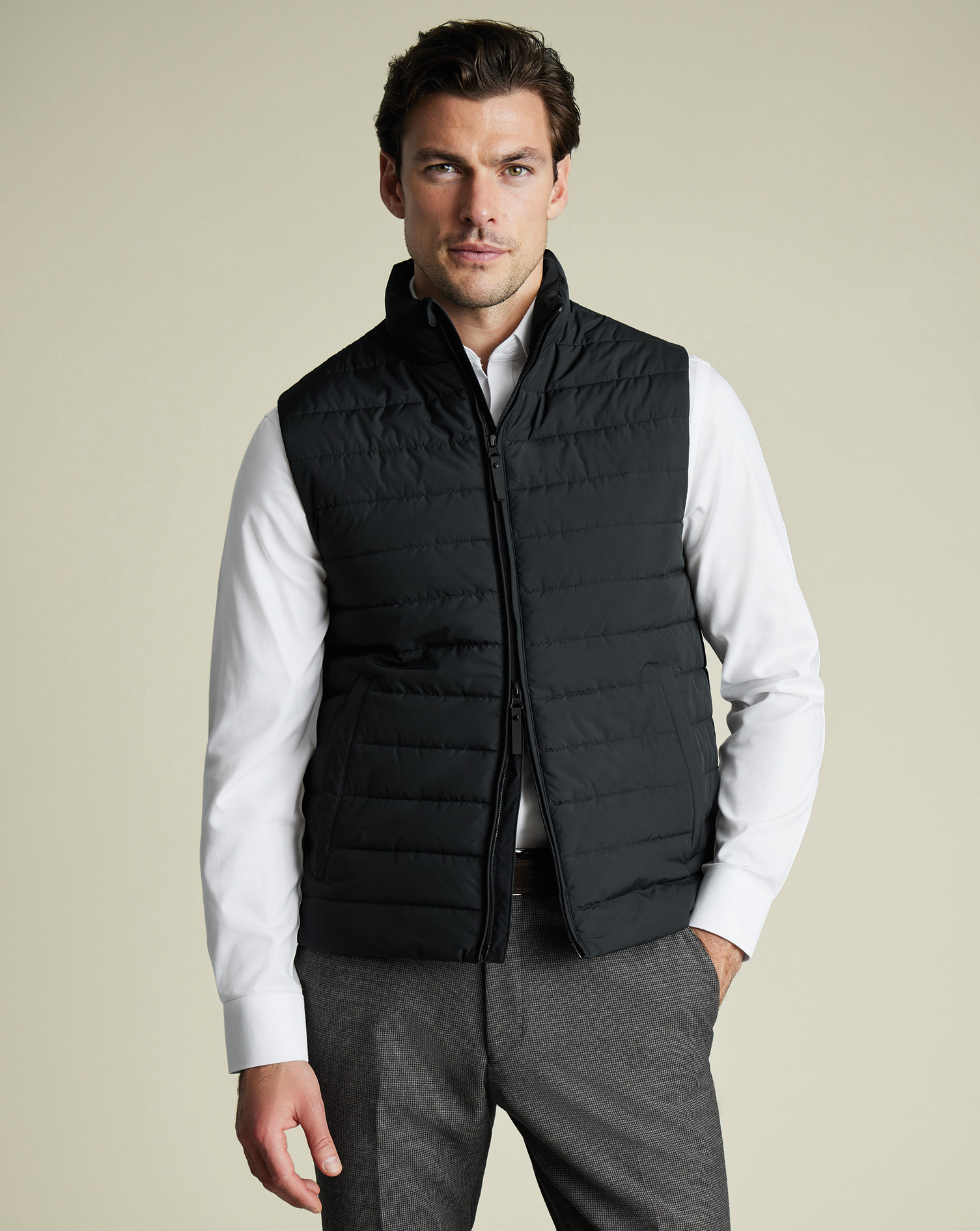 Gilet Matelass Lger - Noir pour homme par Charles Tyrwhitt 89 €