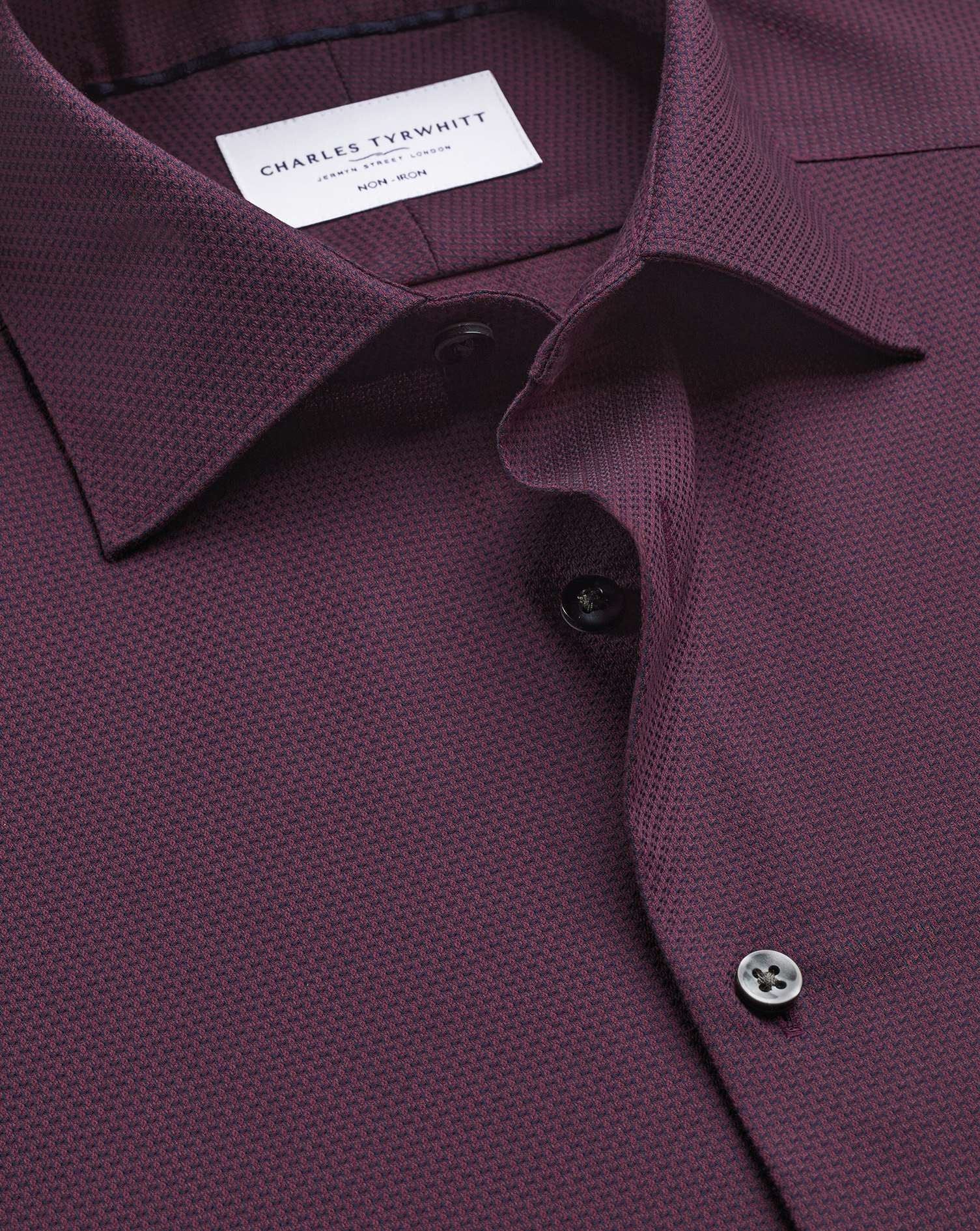 Men's Charles Tyrwhitt Non-Iron Stretch Texture Shirt - Dark Red Single Cuff Size 17.5/36 Cotton