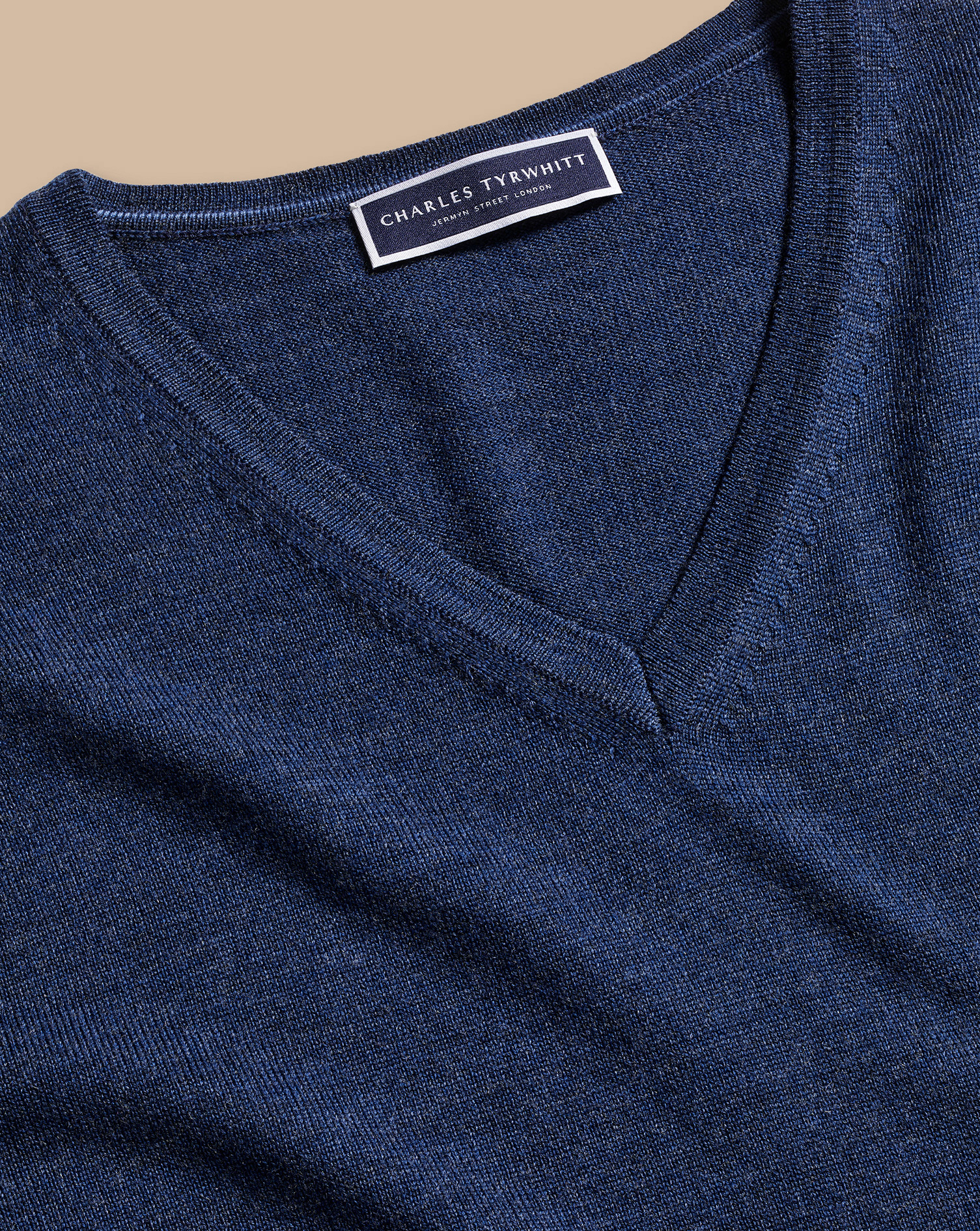 Charles Tyrwhitt Men's  Merino V-neck Sweater In Blue