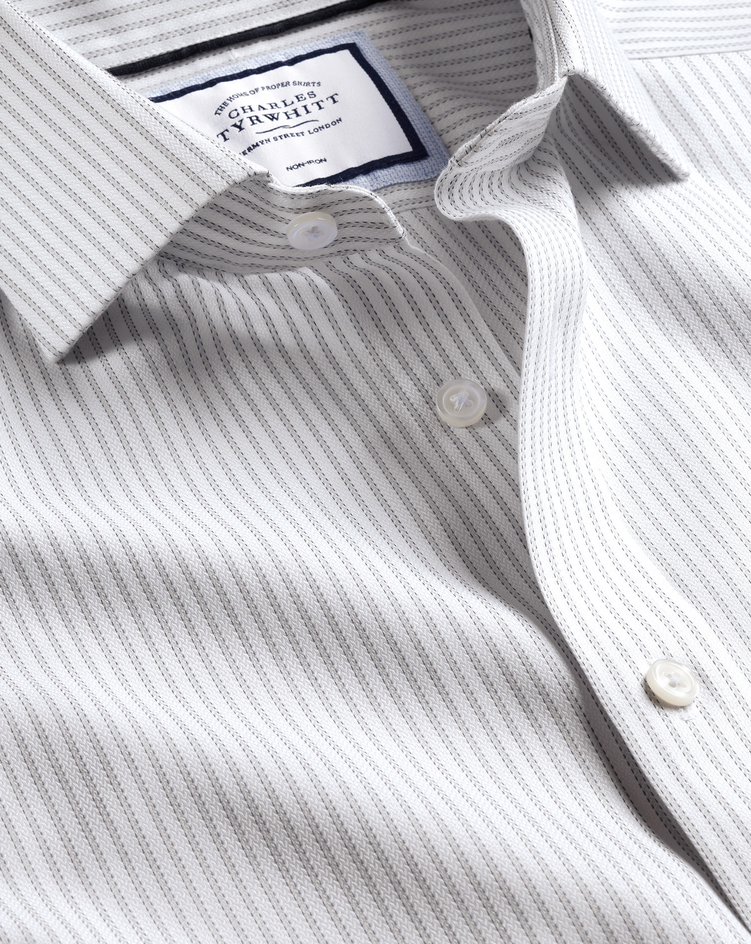 Cutaway Collar Non-Iron Richmond Weave Stripe Cotton Dress Shirt - Light Grey French Cuff Size Large